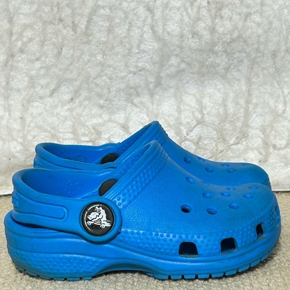Crocs Kids/Baby Classic Comfy Iconic Comfort Clog SlipOn Sandals Shoes Sz US 5